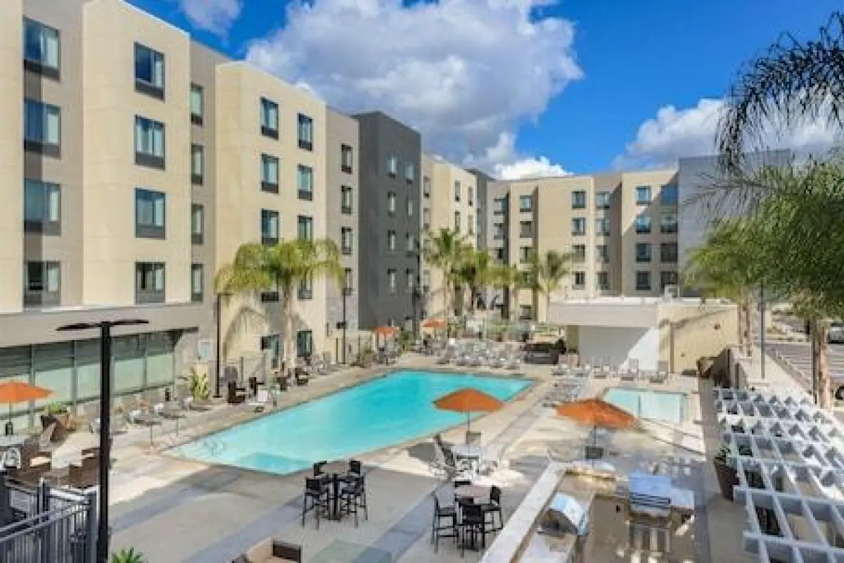 Homewood Suites by Hilton Anaheim Resort – Convention Center – Affordable hotel in Anaheim