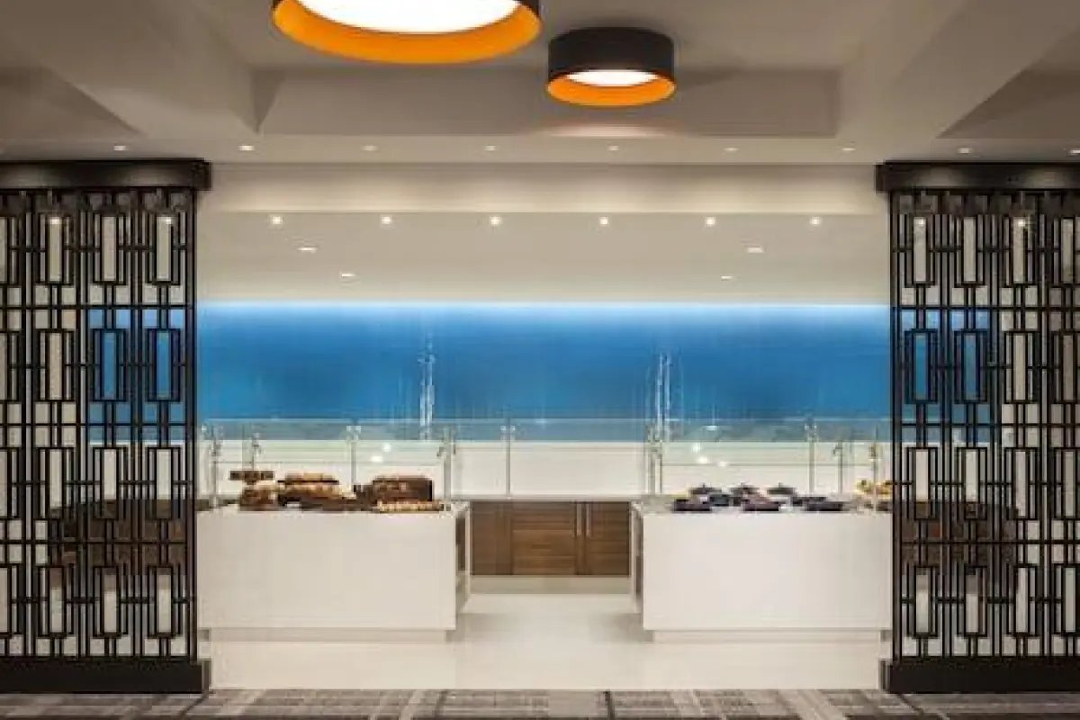 Hyatt Regency Los Angeles International Airport – Affordable hotel in Los Angeles