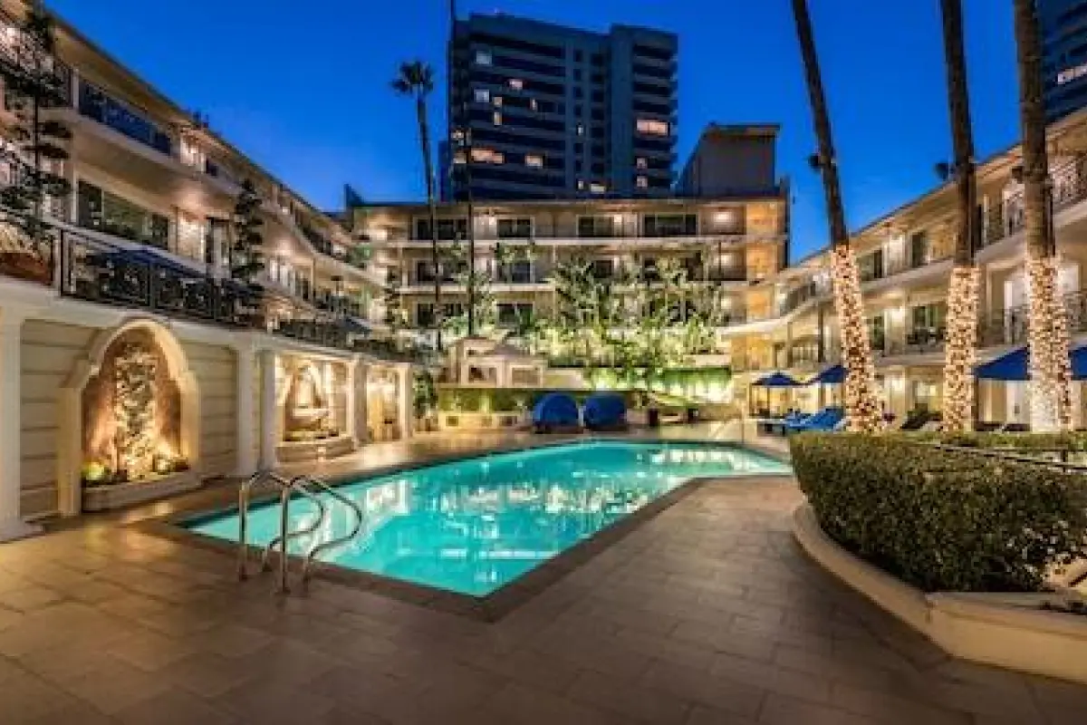 Beverly Hills Plaza Hotel & Spa – Affordable hotel in Los Angeles