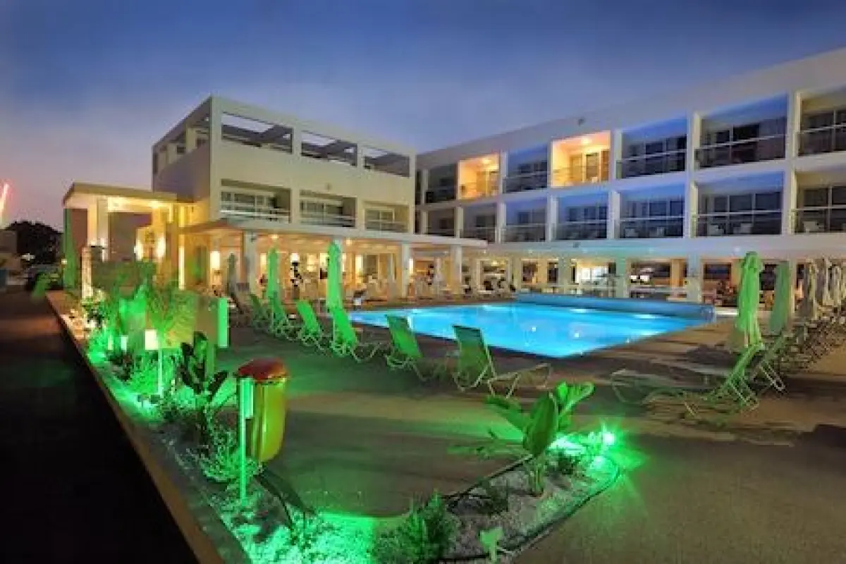 Nelia Gardens – Affordable hotel in Ayia Napa