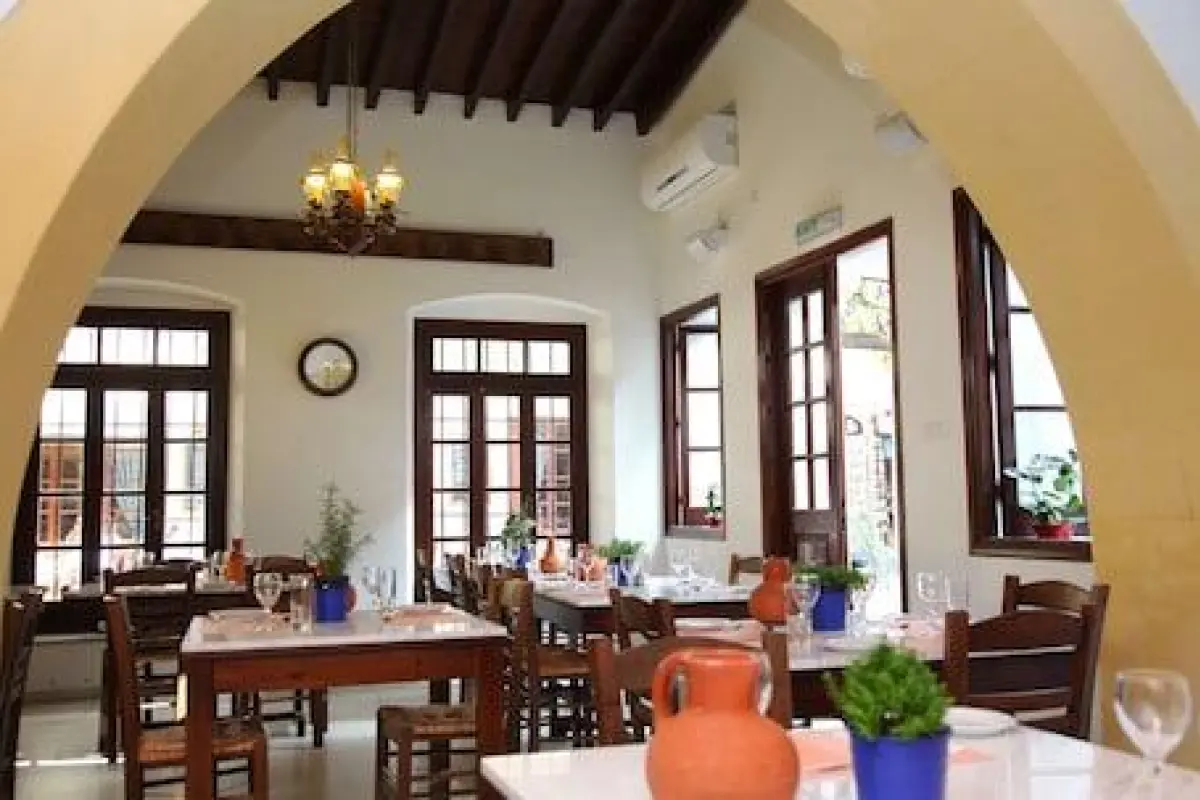 Centrum Hotel – Affordable hotel in Nicosia