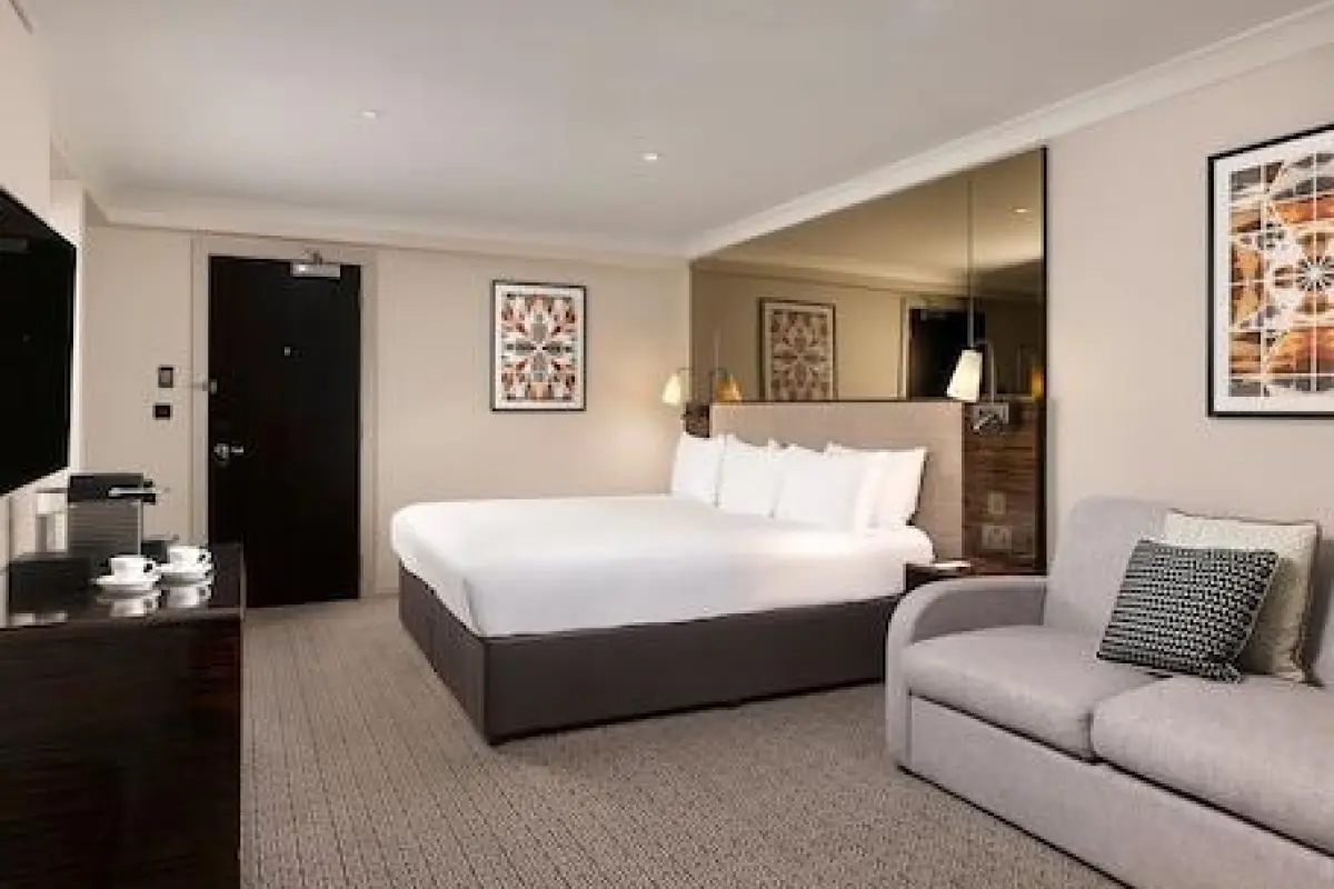 Strand Palace Hotel – Affordable hotel in London
