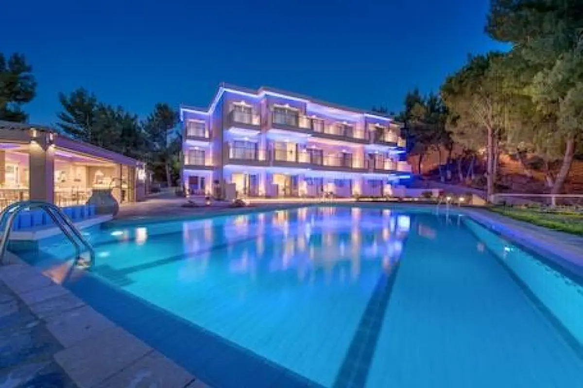 Ionian Hill Hotel – Affordable hotel in Zakynthos