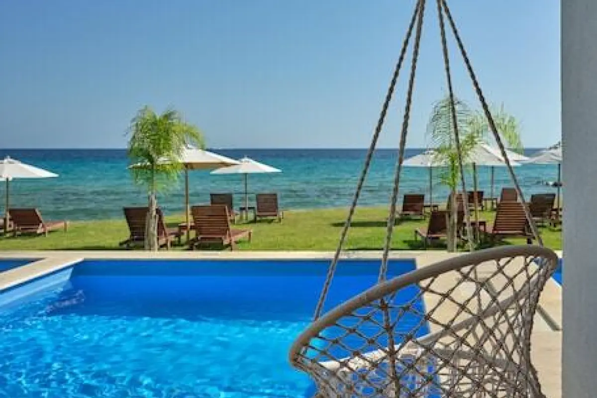 Cavo Orient Beach Hotel – Affordable hotel in Zakynthos