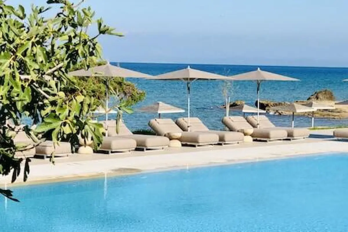 The Bay Hotel & Suites – Affordable hotel in Zakynthos