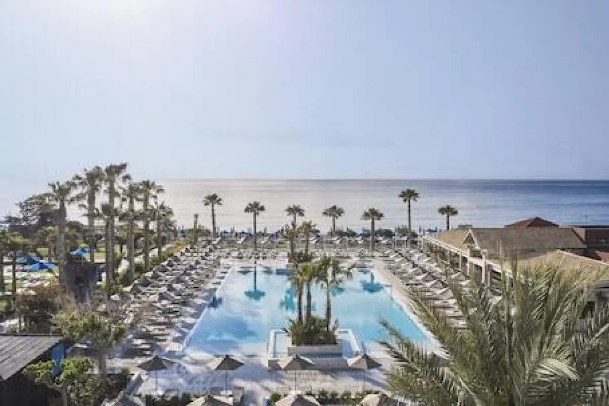 Esperides Beach Resort – Affordable hotel in Rhodes