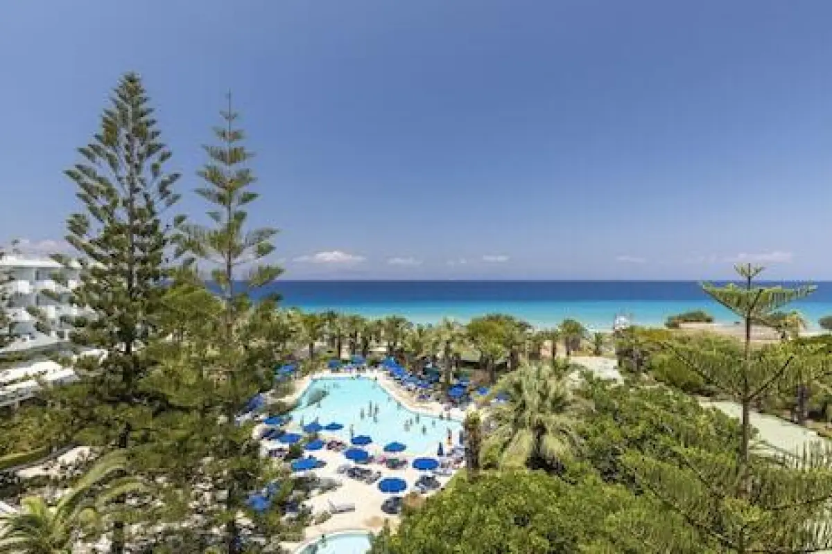 Blue Horizon Hotel – Affordable hotel in Rhodes