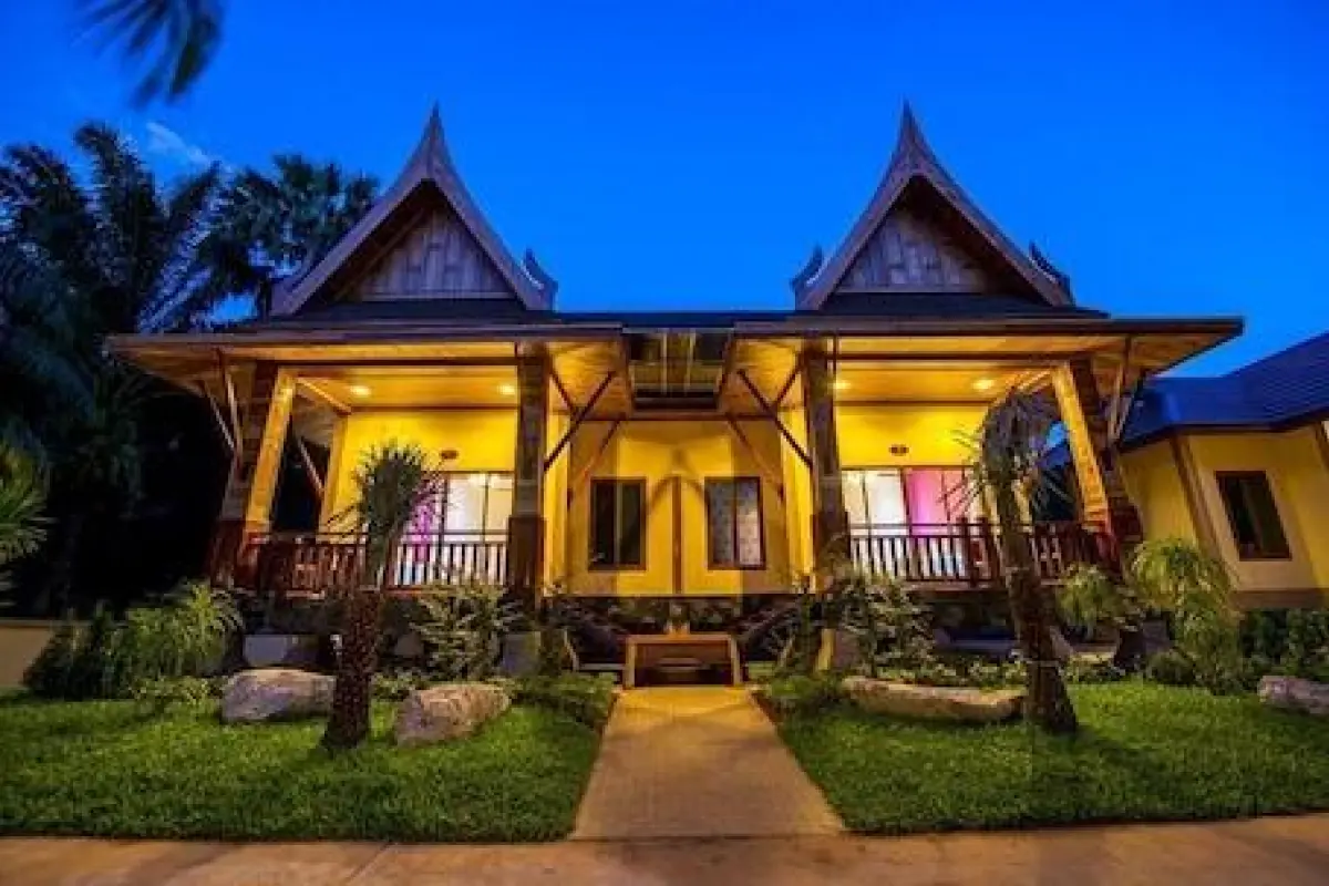 Dusit Phuphaya Resort – Affordable hotel in Ao Luek