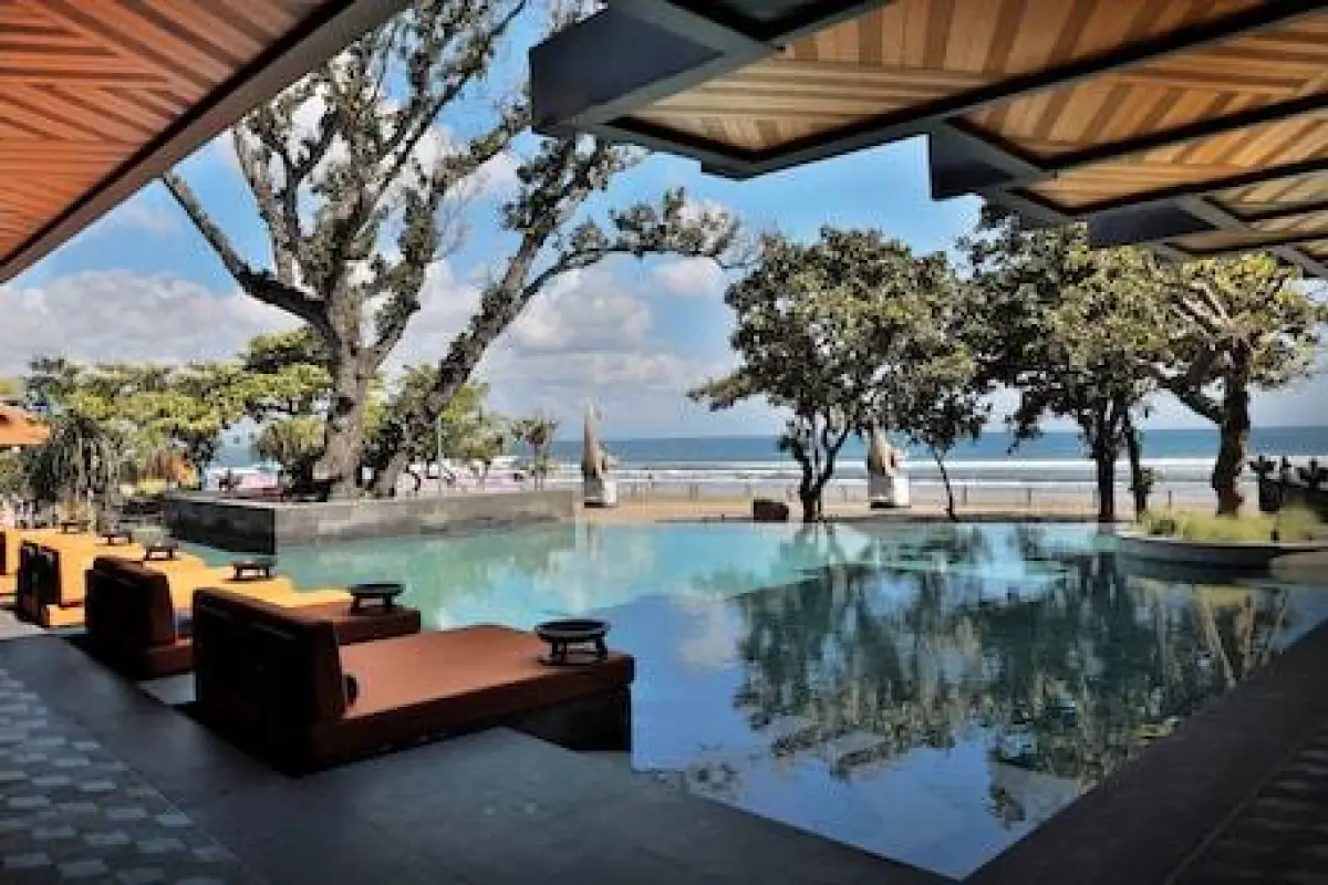 Hotel Indigo Bali Seminyak Beach by IHG – Affordable hotel in Seminyak