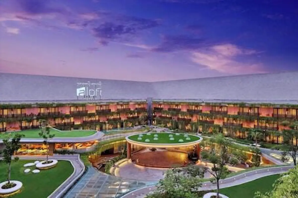 Aloft Bali Kuta at Beachwalk – Affordable hotel in Kuta