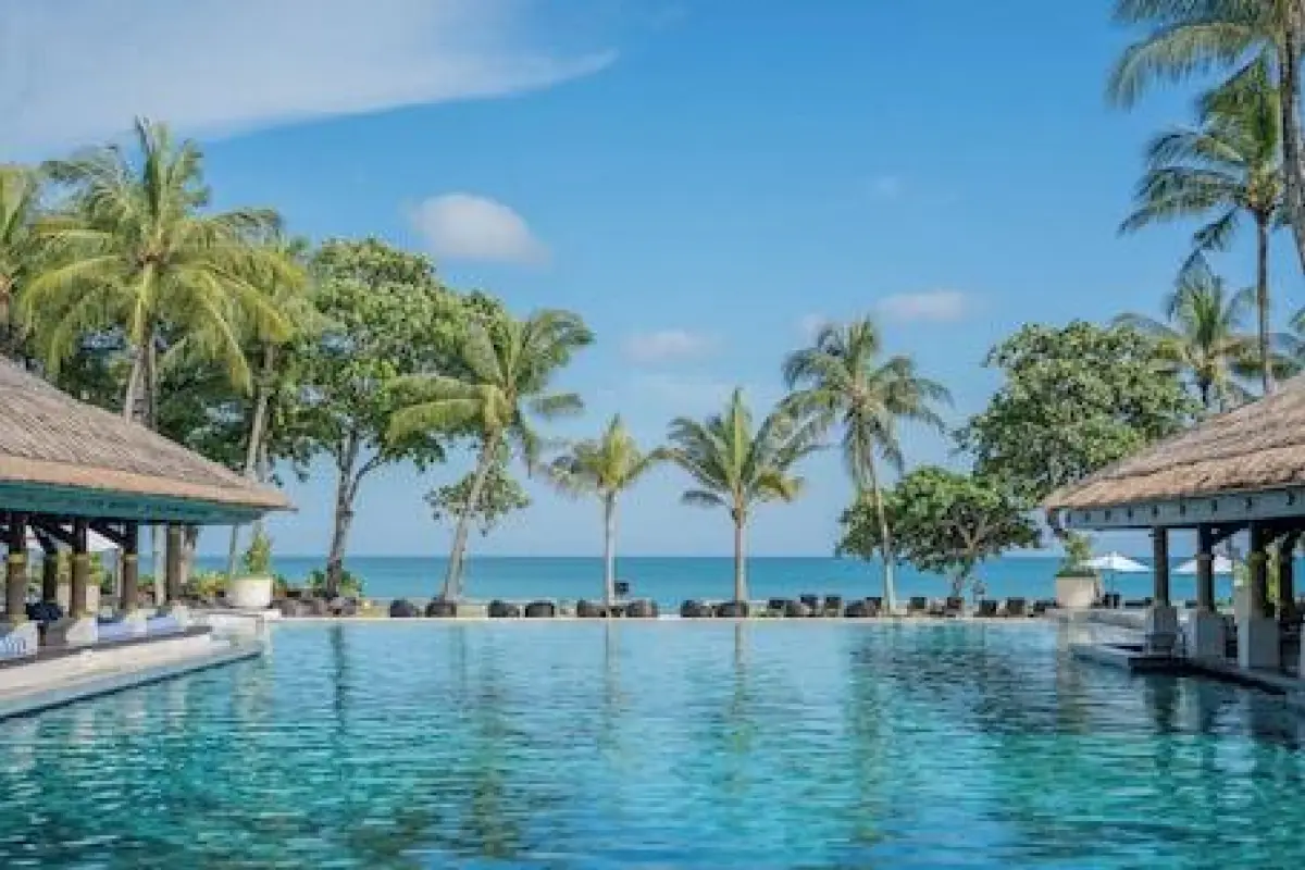 InterContinental Bali Resort by IHG – Affordable hotel in Jimbaran