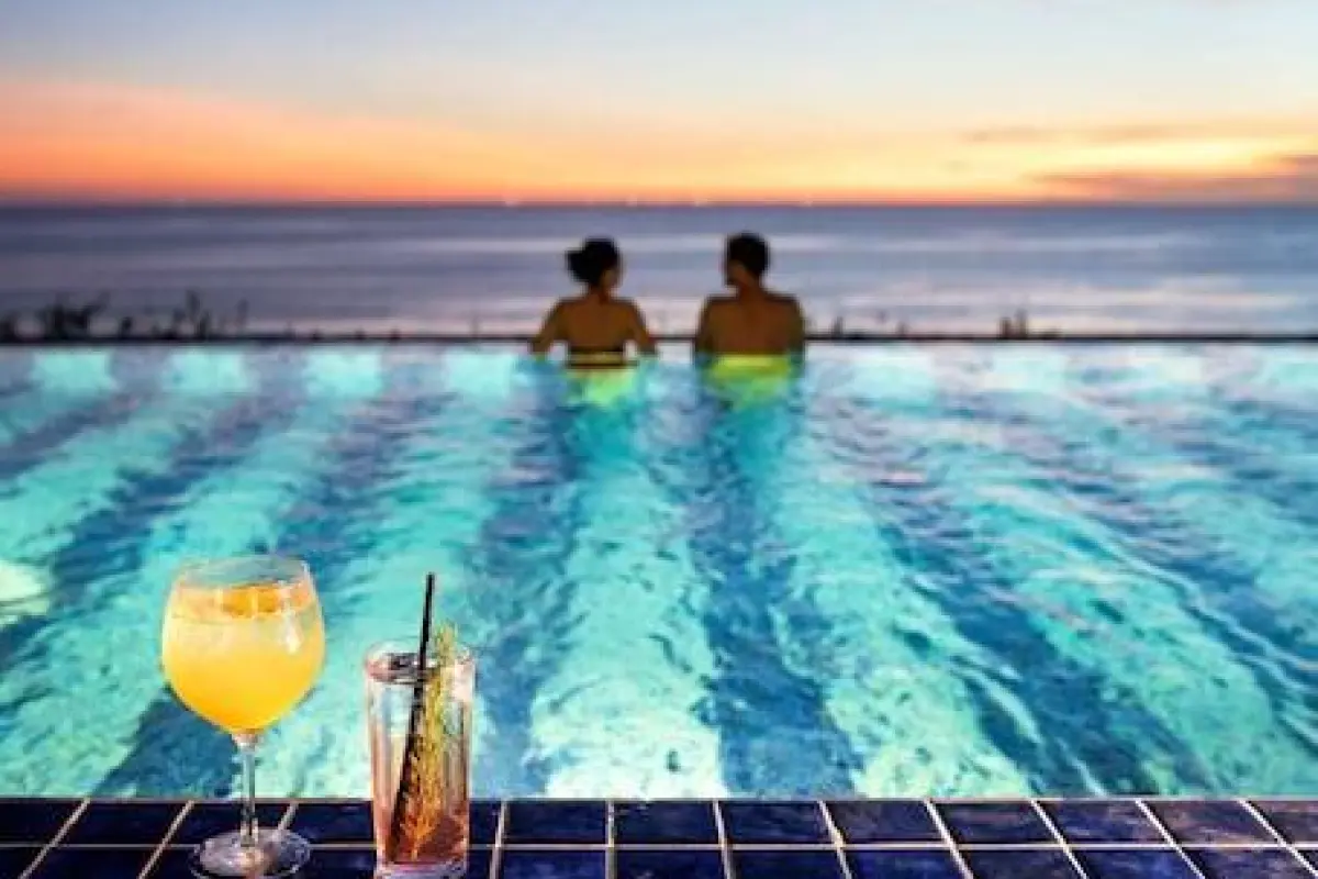 Tribe Bali Kuta Beach – Affordable hotel in Kuta