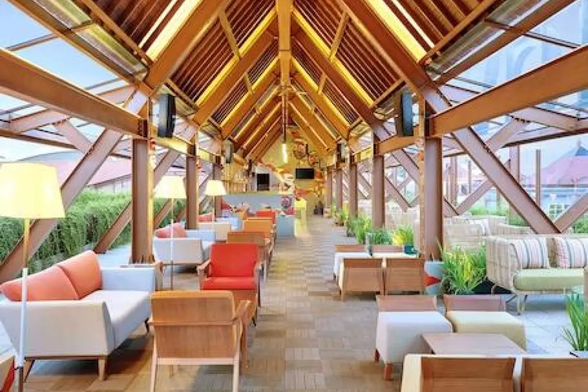 Novotel Bali Ngurah Rai Airport – Affordable hotel in Tuban