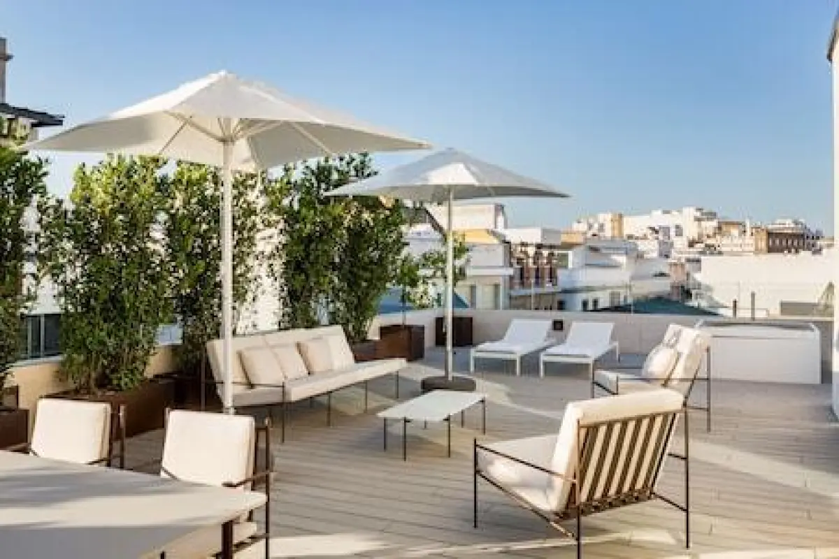 Radisson Collection Hotel, Magdalena Plaza Sevilla – Affordable hotel in Seville