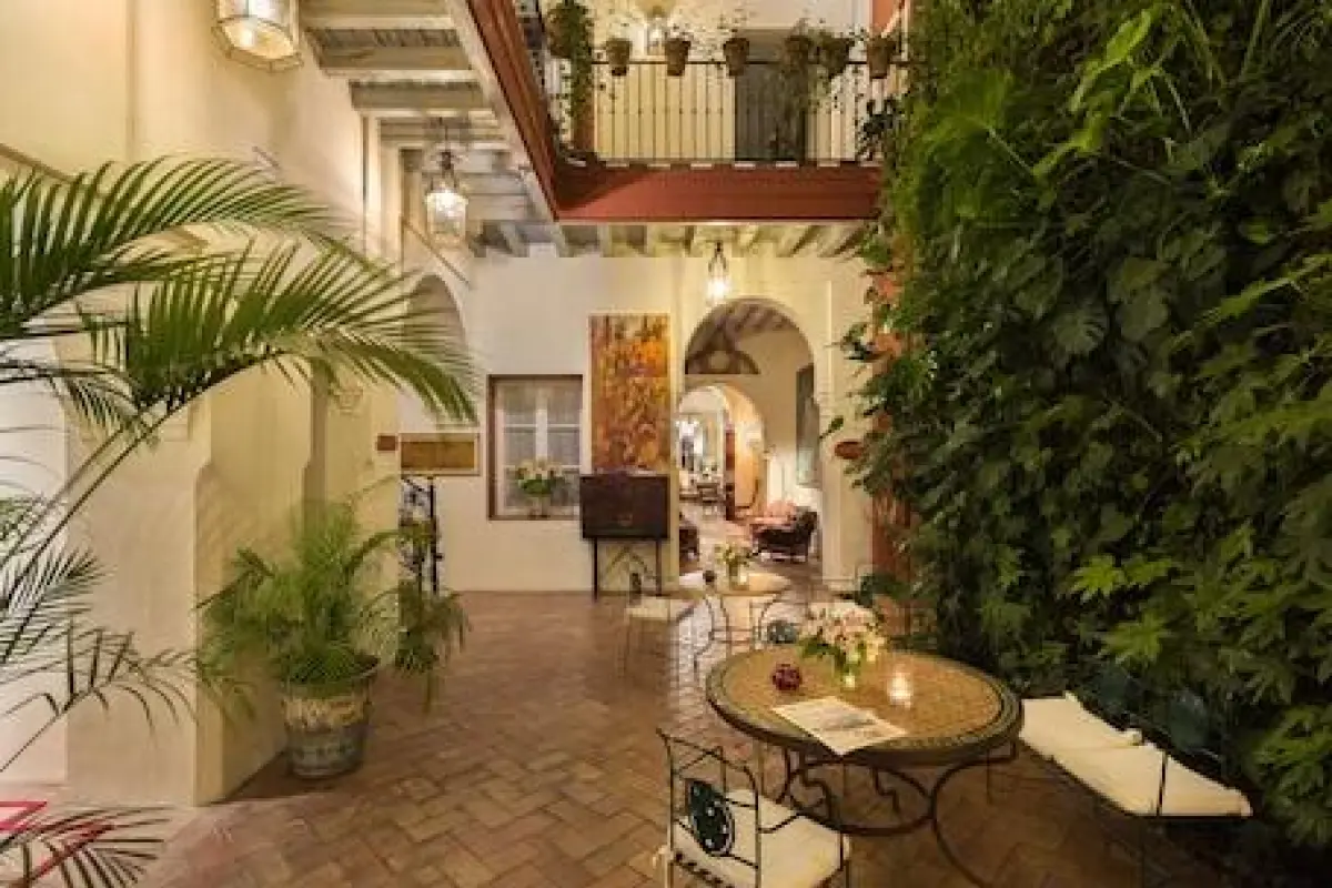Hotel Las Casas de El Arenal by Casas y Palacios – Affordable hotel in Seville