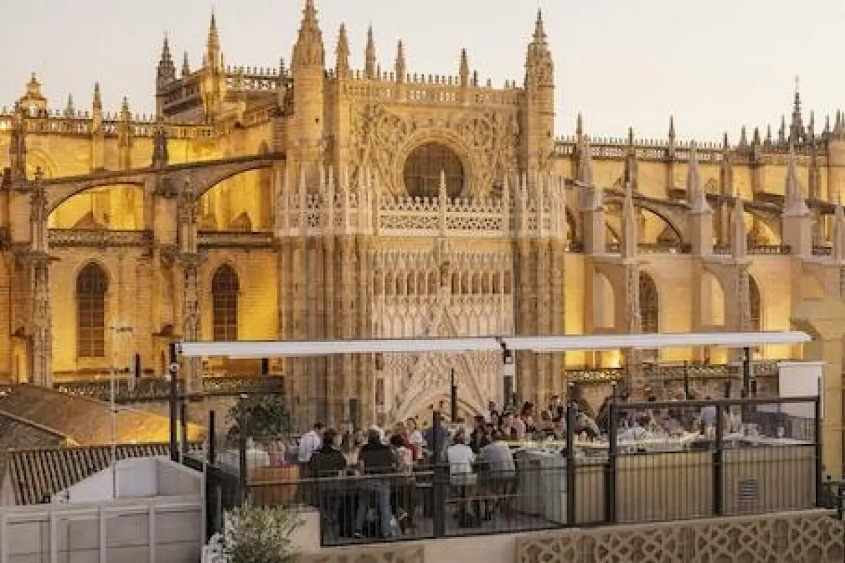 EME Catedral Mercer Hotel – Affordable hotel in Seville