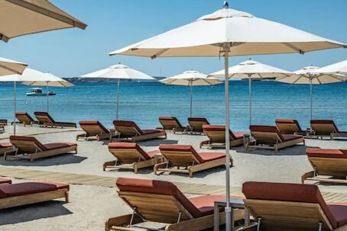91 Athens Riviera, The Resort – Affordable hotel in Vari-Voula-Vouliagmeni