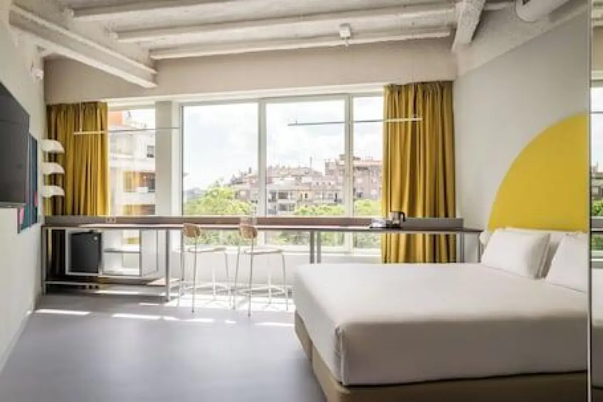 BYPILLOW Flamant – Affordable hotel in Barcelona