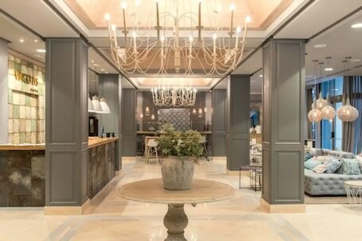 Vincci Lys Hotel – Affordable hotel in Valencia