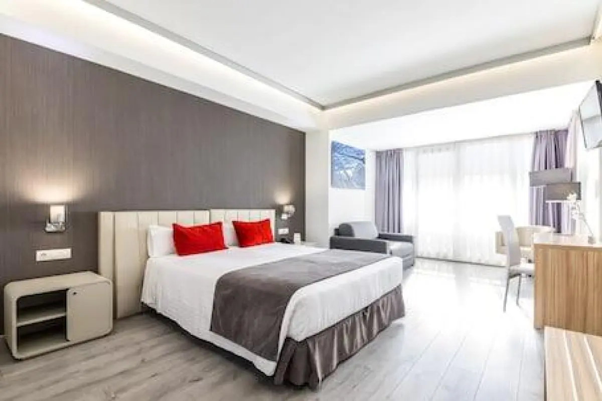 Sweet Hotel Renasa – Affordable hotel in Valencia