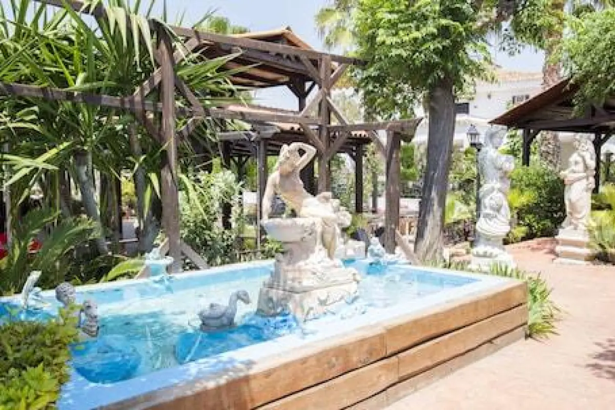 Hotel La Carreta – Affordable hotel in Chiva