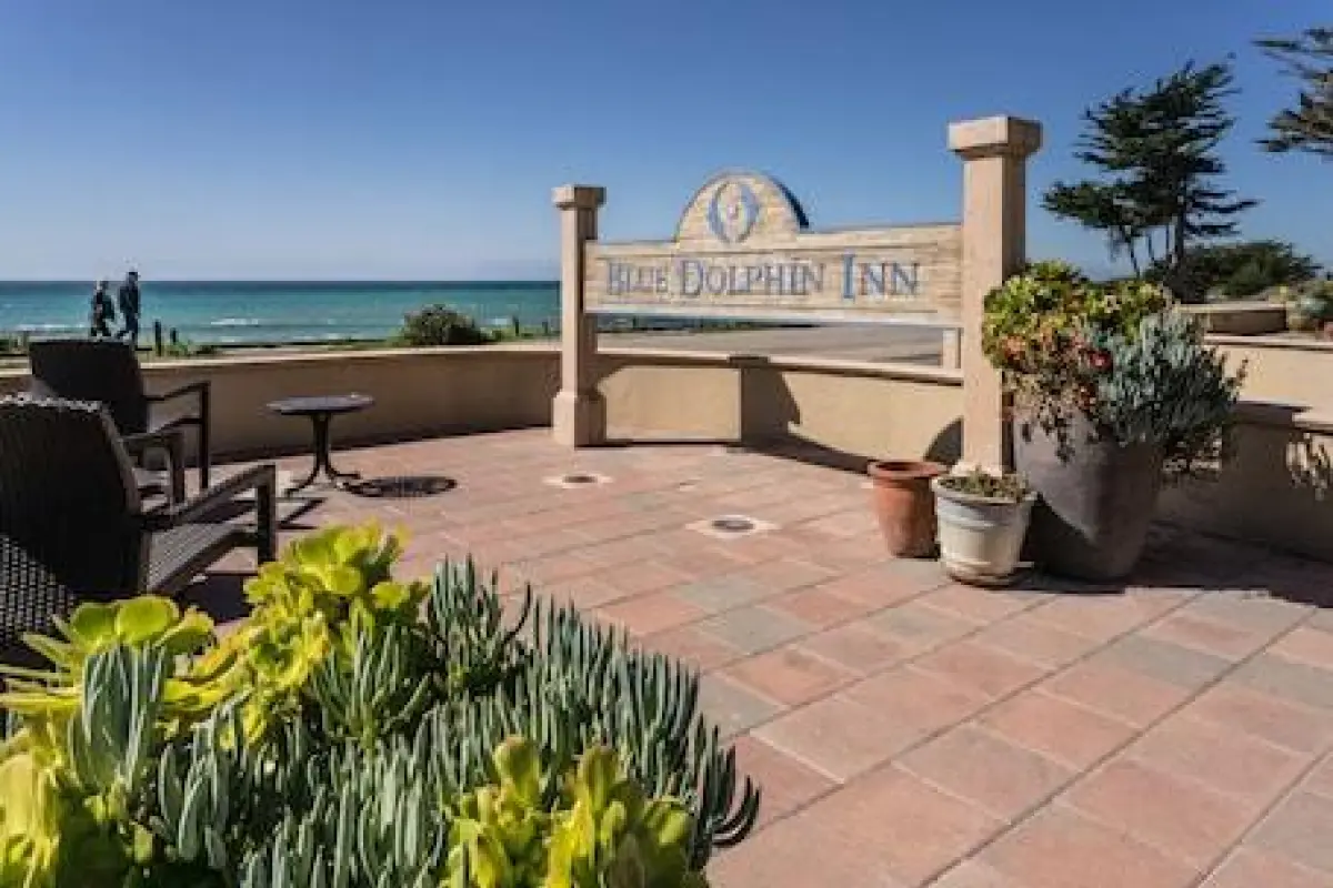Blue Dolphin Inn – Affordable hotel in Cambria