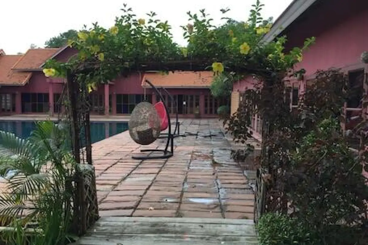 Chiangmai Royal Creek – Affordable hotel in Hang Dong