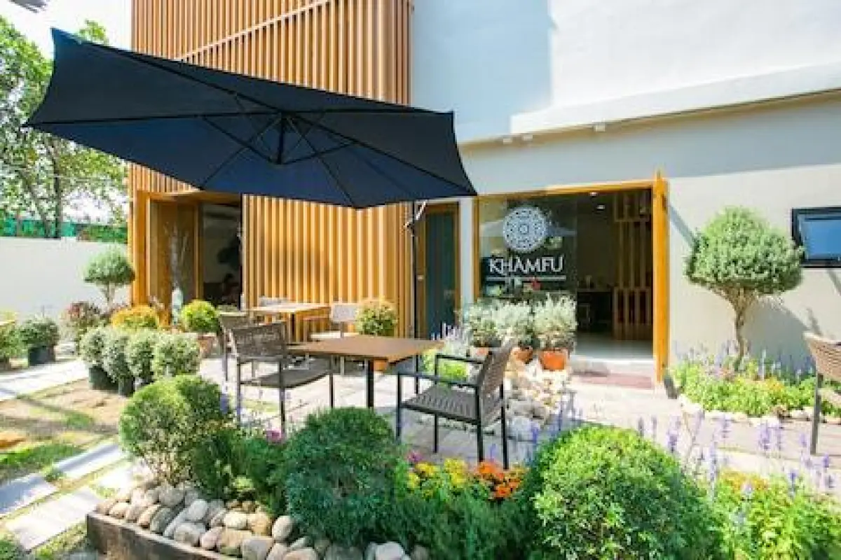 Lanna Thaphae Hotel – Affordable hotel in Chiang Mai
