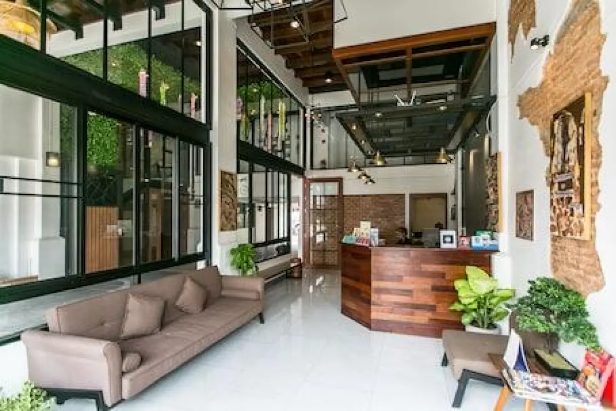 The Old City Wall Inn – Affordable hotel in Chiang Mai