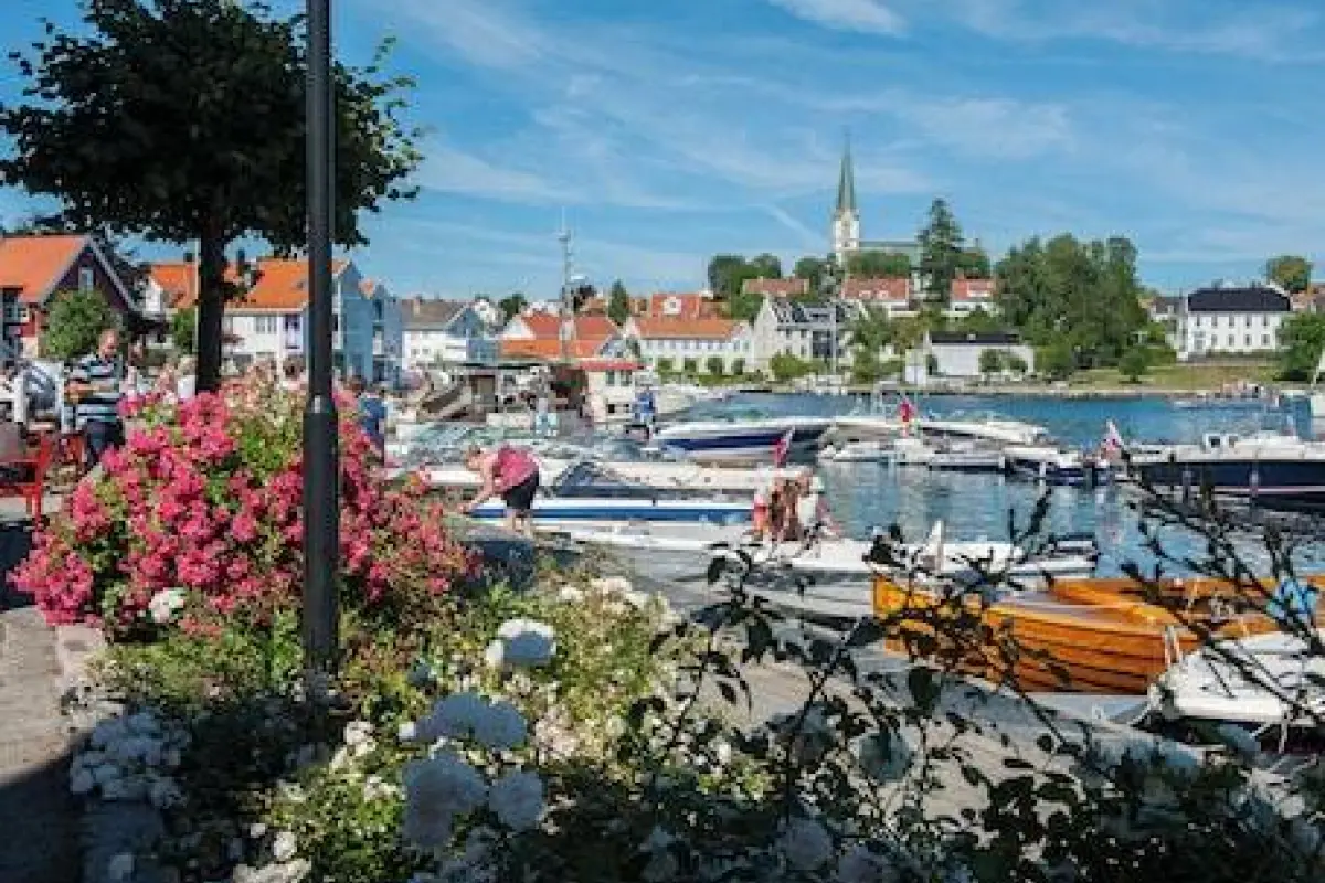 Vertikalen – Affordable hotel in Lillesand
