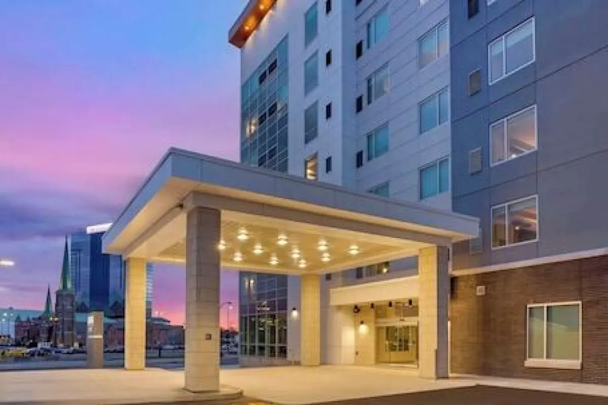 Cambria Hotel Niagara Falls – Affordable hotel in Niagara Falls