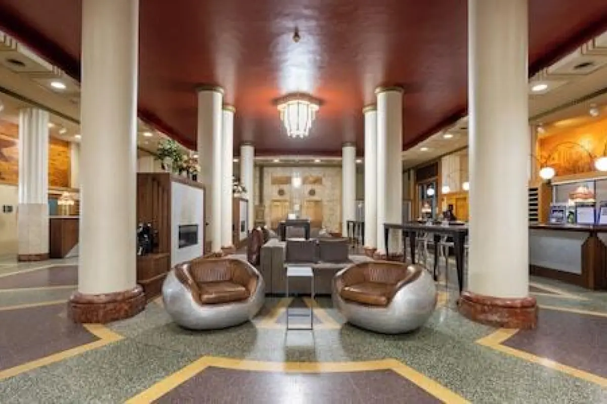 Hotel at the Lafayette Trademark Collection by Wyndham – Affordable hotel in Buffalo