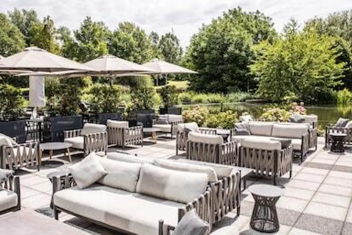 Crowne Plaza Brussels Airport by IHG – Affordable hotel in Machelen