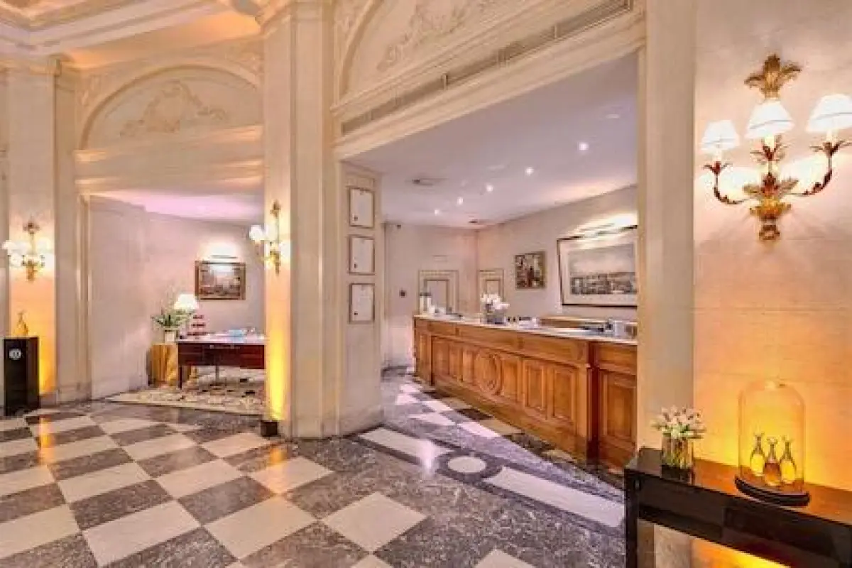 Hotel Le Plaza Brussels – Affordable hotel in Brussels