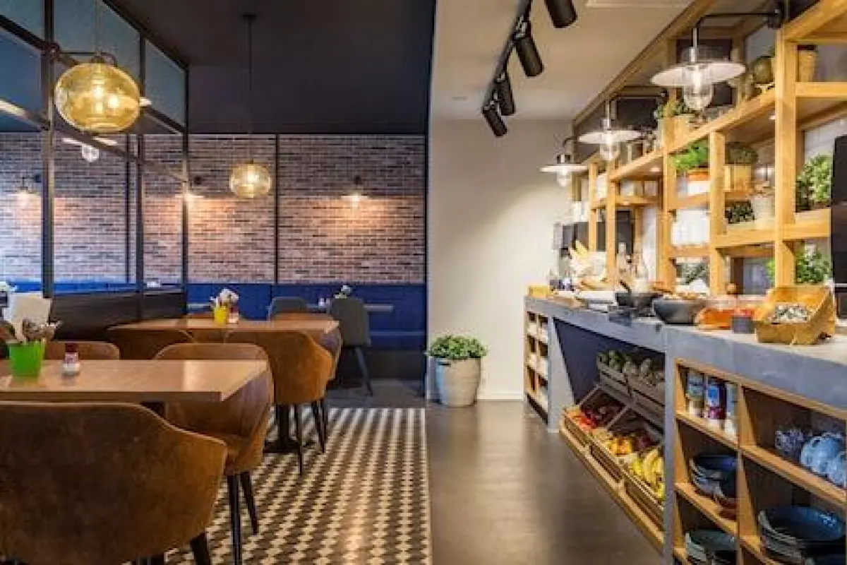 Park Inn by Radisson Brussels Airport – Affordable hotel in Machelen