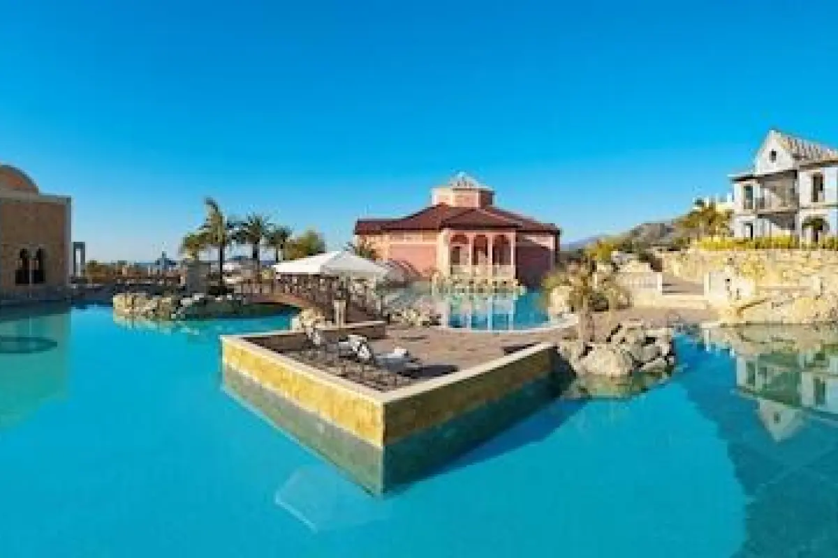 The Level at Melia Villaitana – Affordable hotel in Benidorm