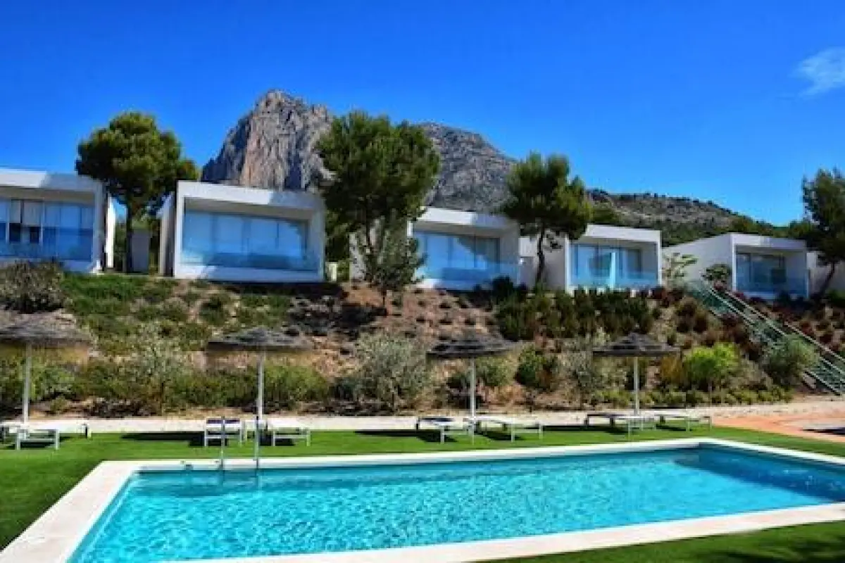 Puig Campana Nature Suites Hotel & BTT – Affordable hotel in Finestrat