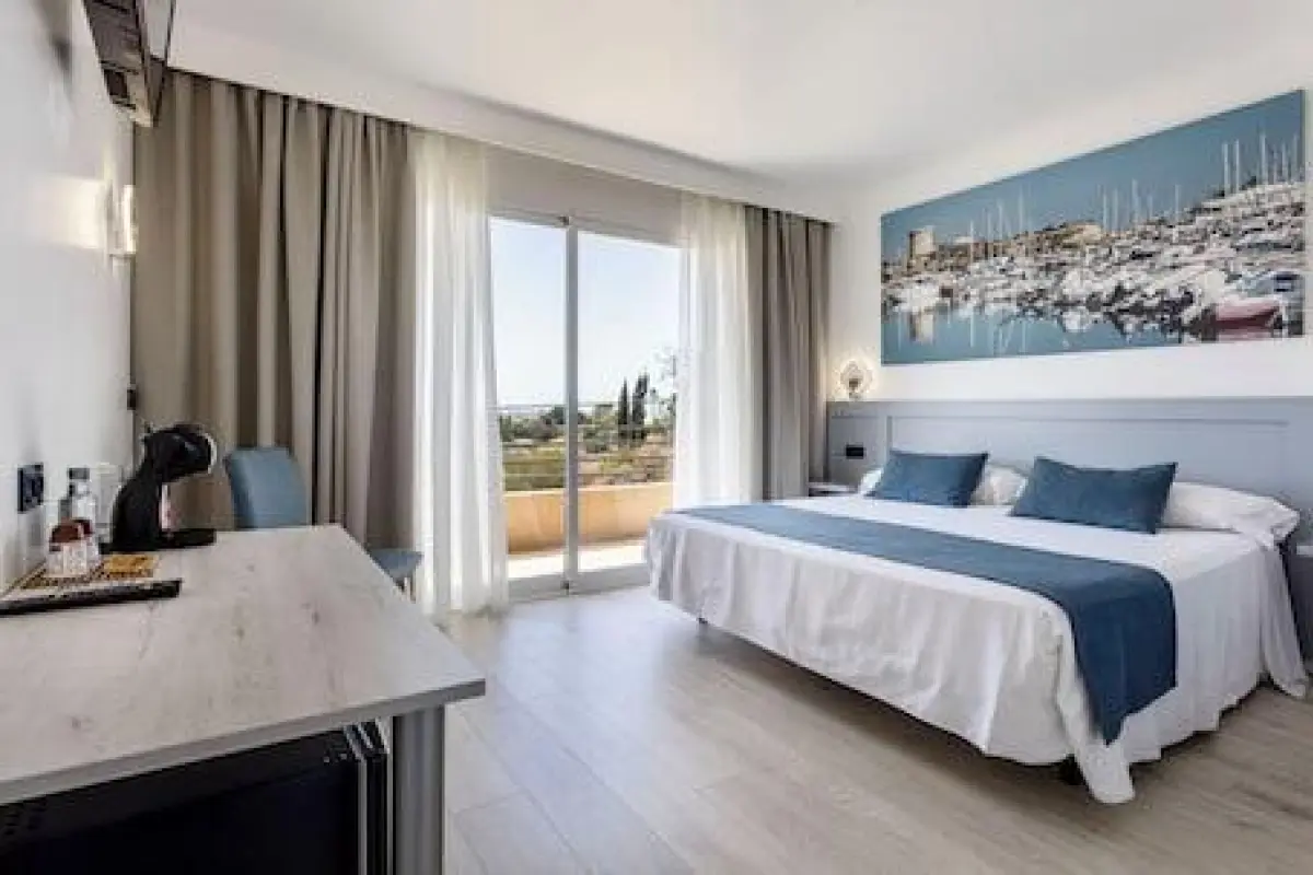 Hospedium Hotel Abril – Affordable hotel in San Juan de Alicante