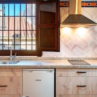 SUITES CASA DE LAS COLUMNAS – Affordable hotel in Granada