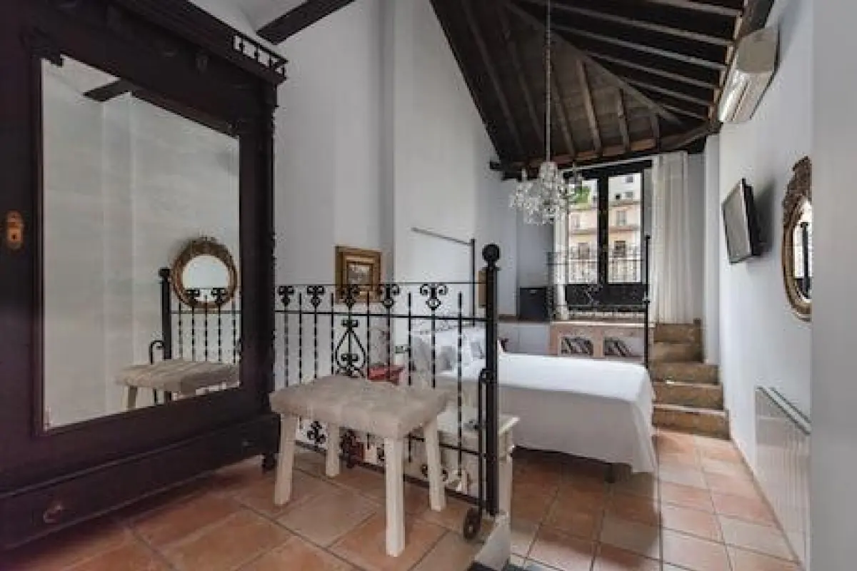 Hotel Rosa D´Oro – Affordable hotel in Granada
