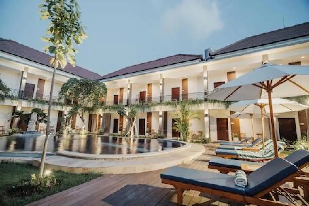 You Suite Seminyak – Affordable hotel in Legian