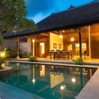 Bali Royal Heritage Villas – Affordable hotel in Seminyak