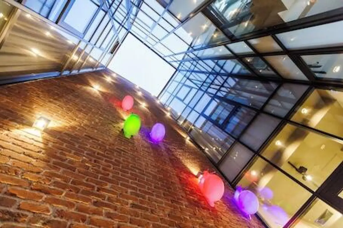 OLD TOWN SNAIL Design Apartments – Affordable hotel in Bucharest