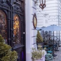 Conacul Coroanei Luxury Boutique – Affordable hotel in Bucharest