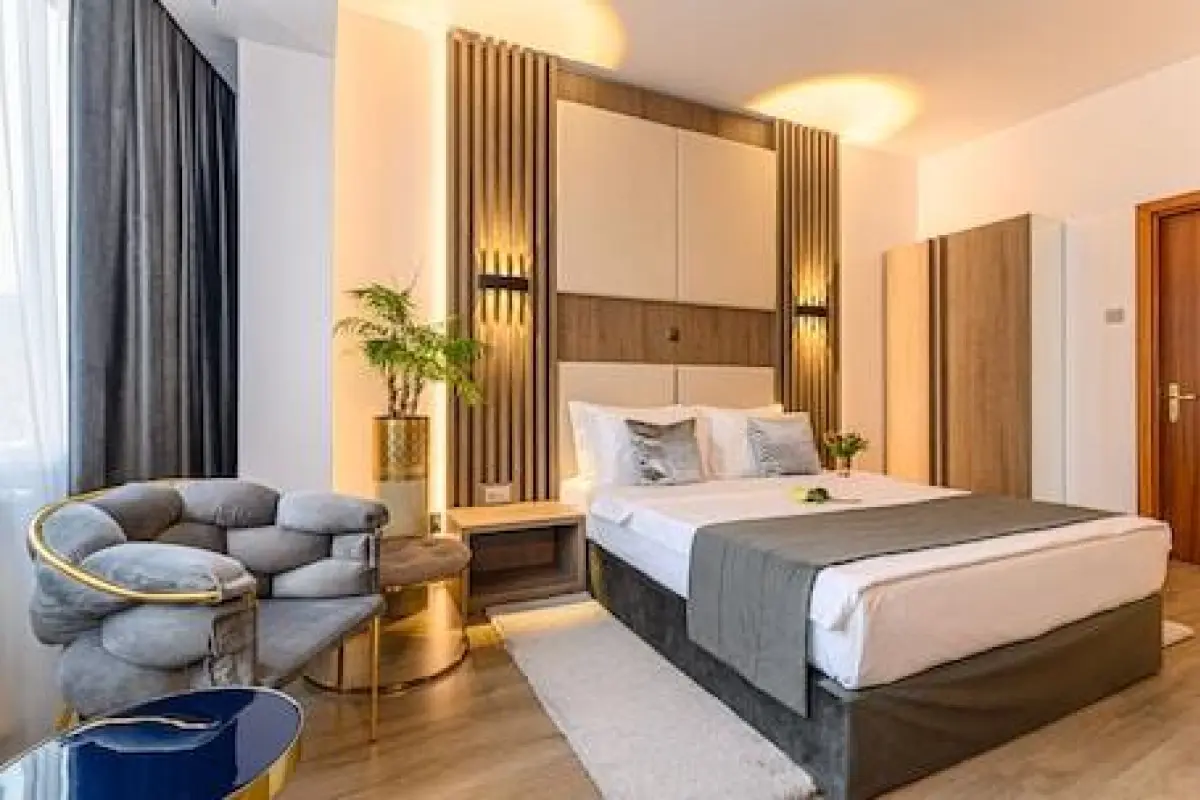 Unique Boutique  – Affordable hotel in Bucharest