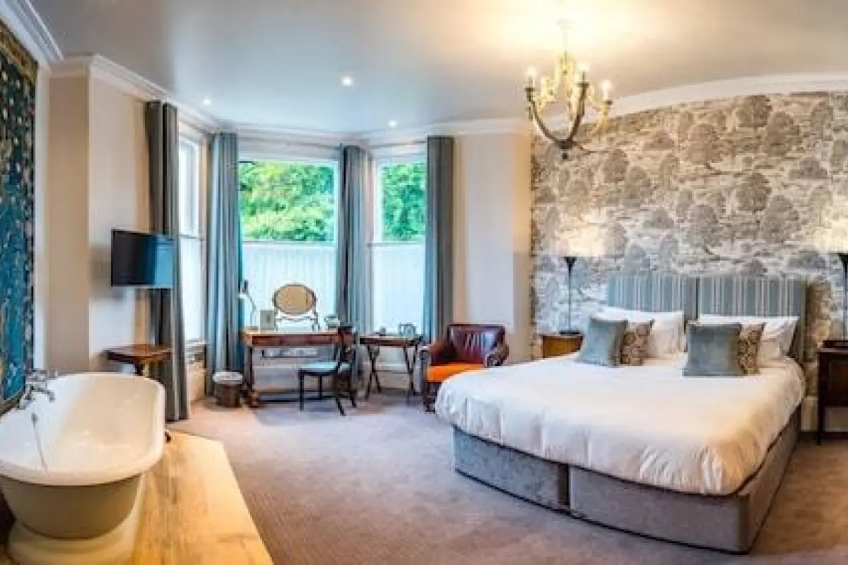 The High Field Town House – Affordable hotel in Birmingham