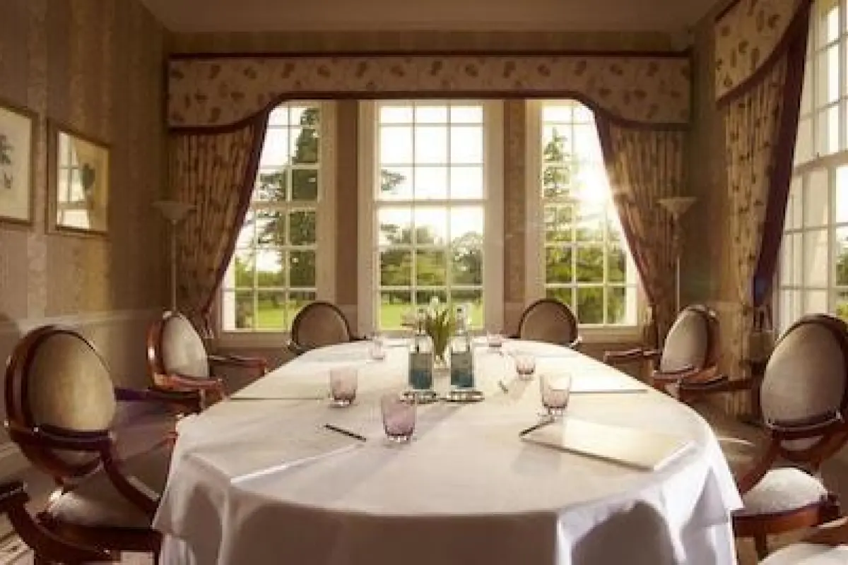 Brockencote Hall Hotel – Affordable hotel in Kidderminster
