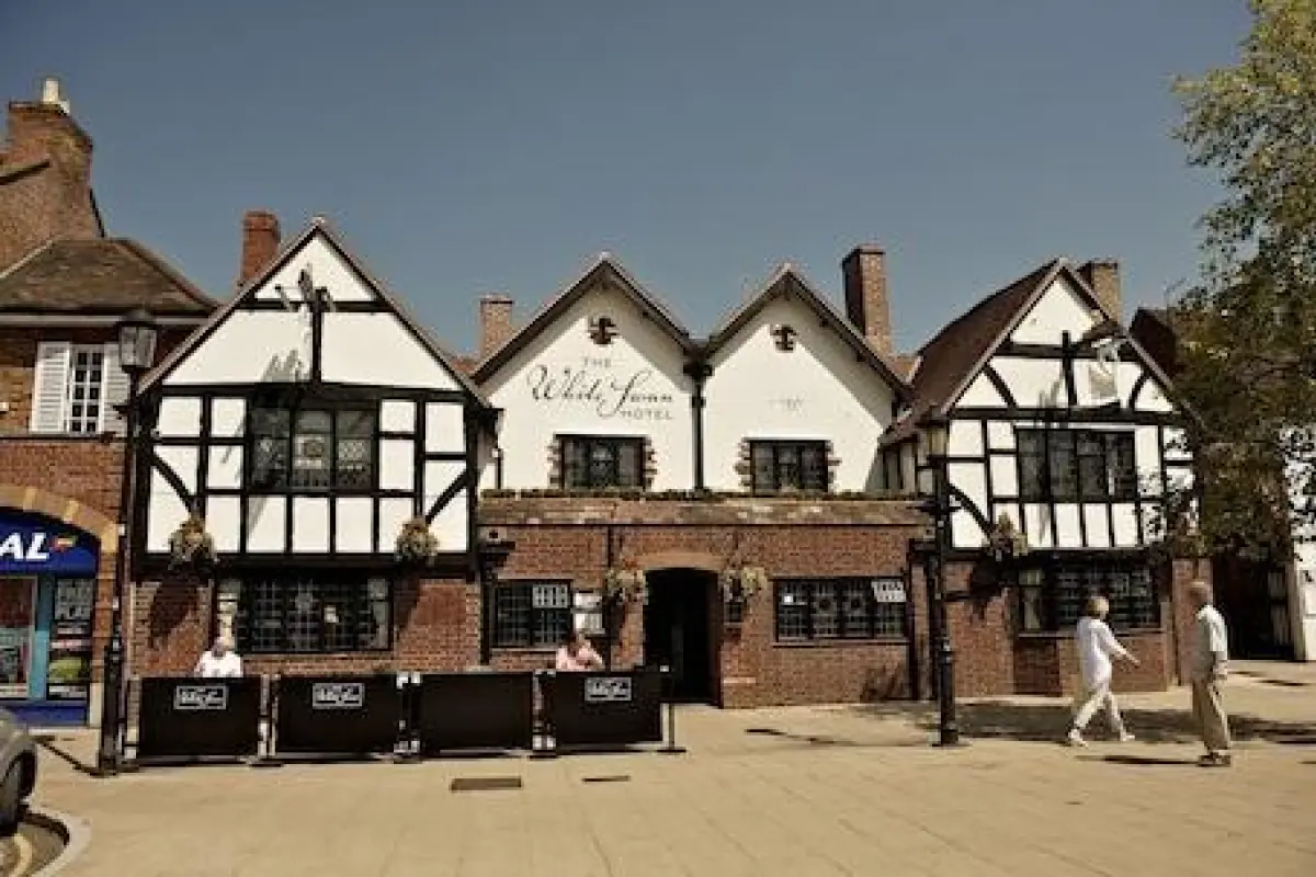 The White Swan Hotel – Affordable hotel in Stratford-upon-Avon