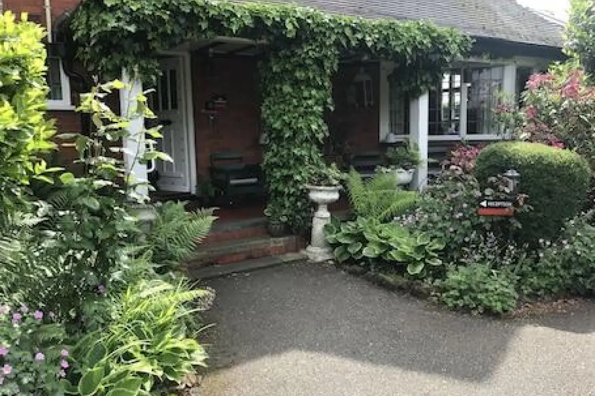 Barons Court Hotel – Affordable hotel in Wolverhampton