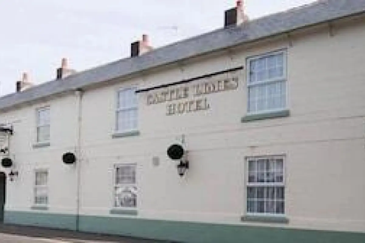 Castle Limes Hotel – Affordable hotel in Warwick